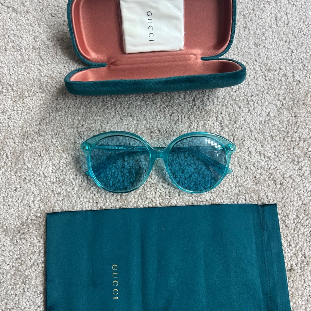 Gucci Women's Blue Sunglasses